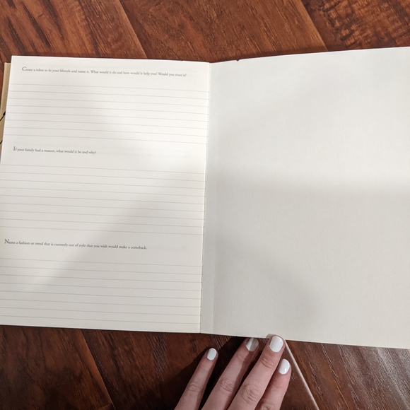 400 Writing Prompts Journal - Picture 7 of 8